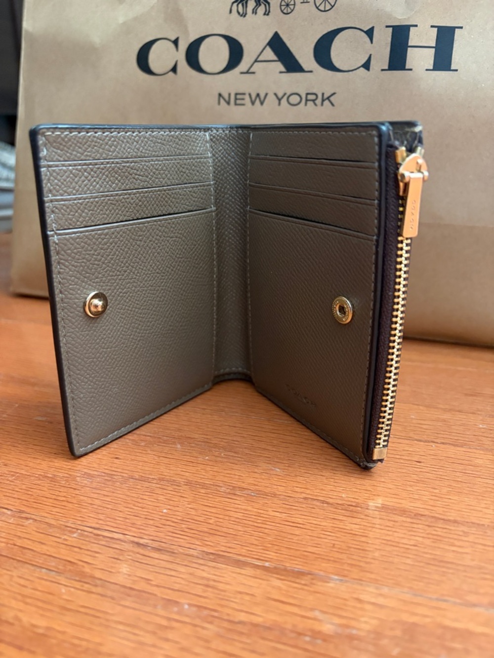 Coach Outlet Bifold Wallet - Stone/Gold - Picture 5 of 6